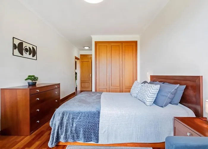 Super Atalaia Apartment
