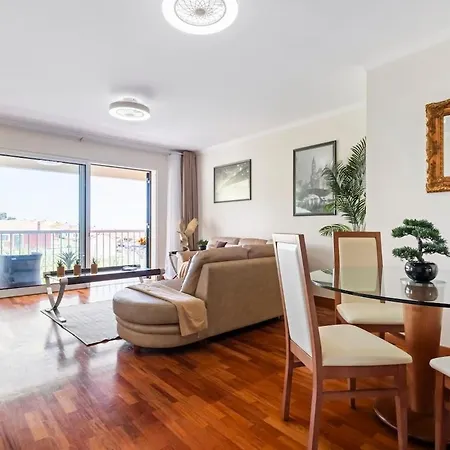 Super Atalaia Apartment