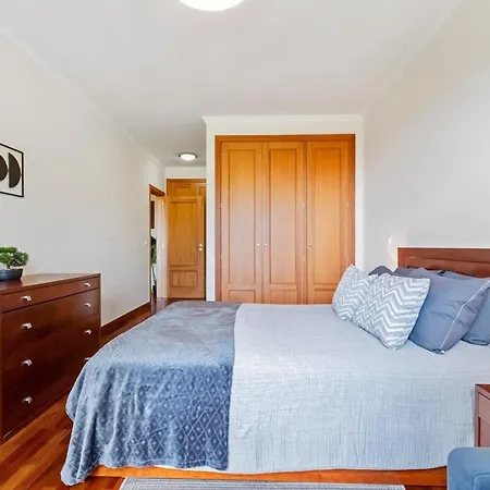 Super Atalaia Apartment