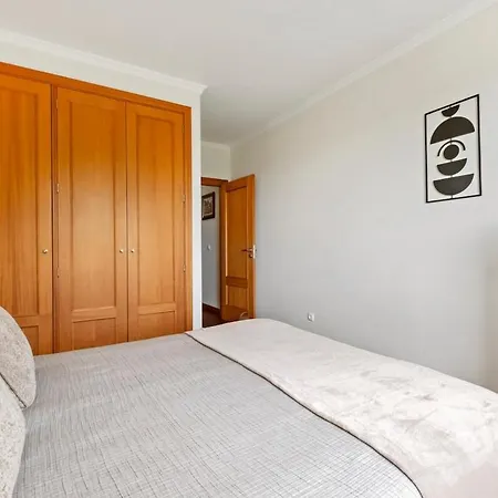 Super Atalaia Apartment